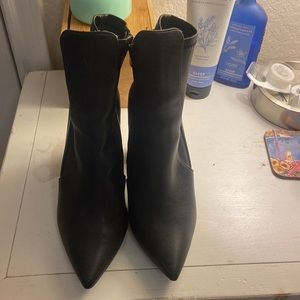 Black healed booties